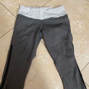 Lululemon crop leggings